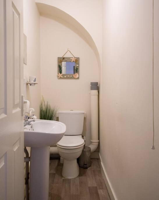 City Centre 4 Bedroom House Winchester Zewnętrze zdjęcie