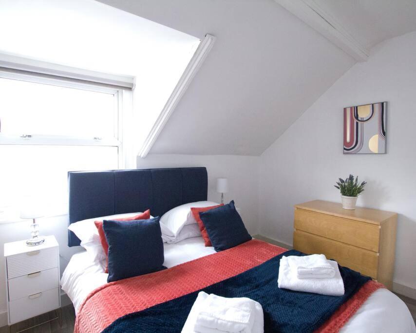 City Centre 4 Bedroom House Winchester Zewnętrze zdjęcie