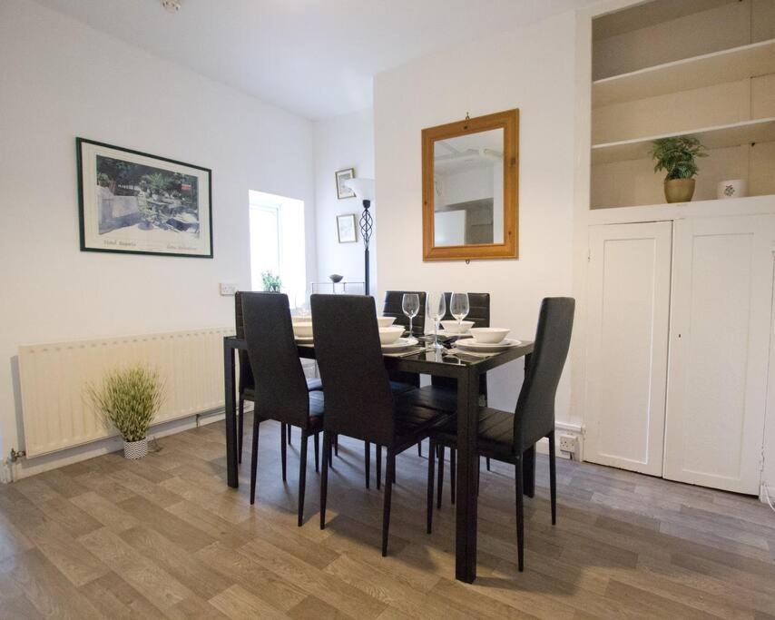 City Centre 4 Bedroom House Winchester Zewnętrze zdjęcie